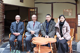 志賀直哉のお孫さん夫妻来訪