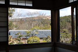 若草山山焼き鑑賞会を開催
