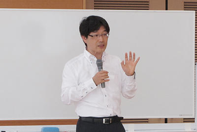 「母親講座」を行いました