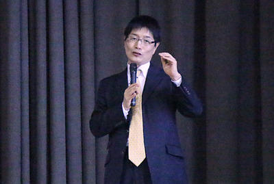 五條高校で講演を行いました