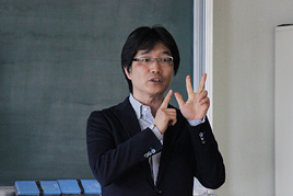 高円高校で進路講演会を行いました