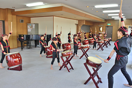 学園会館が「 わ の広場＜ほっこり＞」としてリニューアルオープンしました