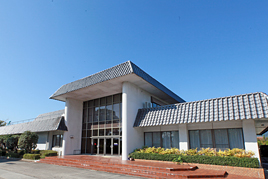 学園会館が「 わ の広場＜ほっこり＞」としてリニューアルオープンしました