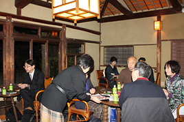 若草山山焼き鑑賞会を開催