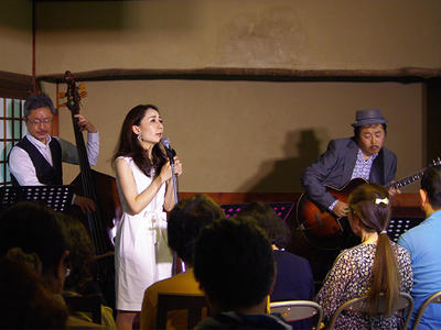 ムジークフェストなら2015「徂徠真弓 in 志賀直哉旧居 JAZZ ライブ」を開催