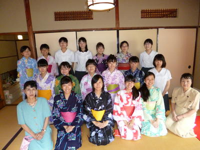 奈良学園中高茶道部がお茶会を行いました