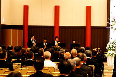 故 西川彭 学校法人奈良学園前理事長「お別れの会」が行われました