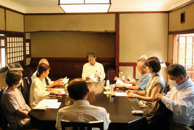 志賀直哉旧居特別講座 白樺サロンの会《志賀直哉「ナイルの水の一滴」--西洋的なもの、日本的なもの--》を開催しました