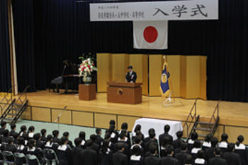 【中学校】【高等学校】平成24年度入学式を挙行しました