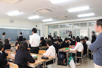【中高】2012年度奈良県私立学校人権教育推進協議会の公開ホームルームを行いました