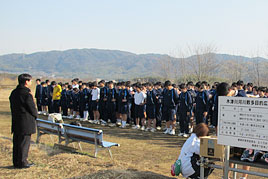 中学生・高校生が木津川マラソンに挑戦しました