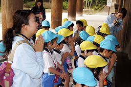 【幼稚園】年長クラスが春の遠足に行きました