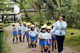 【幼稚園】年長クラスが春の遠足に行きました