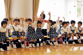 【幼稚園】全園児の対面式を行いました