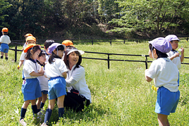 【幼稚園】年中の園児が春の遠足に行きました