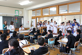 【中学校】【高等学校】キャンベラU_13サッカーチームと交流しました 