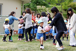 【幼稚園】母の日参観を行いました