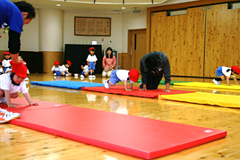 【幼稚園】 スポーツ教室を開きました 