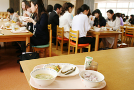 【小学校】授業参観を行いました 