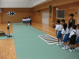 【小学校】交通安全教室を行いました