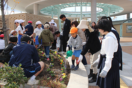「奈良学園登美ヶ丘ふれあい清掃」を行いました