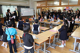 【小学校】秋の体験授業を行いました