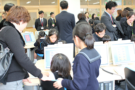 【小学校】秋の体験授業を行いました