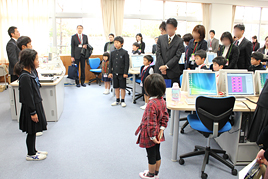 【小学校】秋の体験授業を行いました