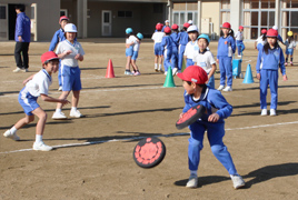 【幼稚園】【小学校】児童と園児が交流を深めました