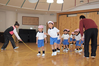 【幼稚園】スポーツ教室を開きました