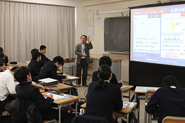 【中学校】3年生対象のキャリアトークを行いました