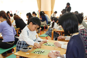 【幼稚園】親子囲碁教室を開きました