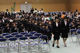 【小学校】平成25年度入学式を挙行しました