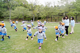 【幼稚園】年中クラスが春の遠足に行きました