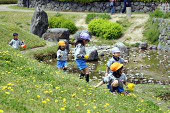 【幼稚園】年中クラスが春の遠足に行きました