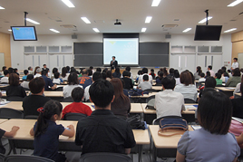 【中学校】学校見学会を開催しました