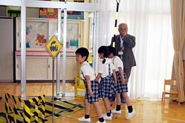 【幼稚園】交通安全教室を行いました