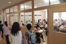 【中学校】学校見学会を開催しました