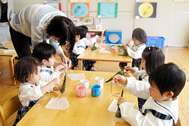 【幼稚園】「こどもの日の会」を行いました