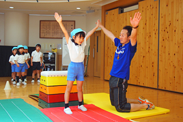 【幼稚園】スポーツ教室を行いました