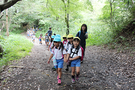 【幼稚園】「お泊まり保育」を行いました