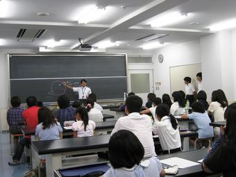 【中学校】体験授業を行いました