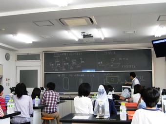 【中学校】体験授業を行いました