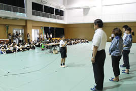 【小学校】サイエンス教室で電気について学びました