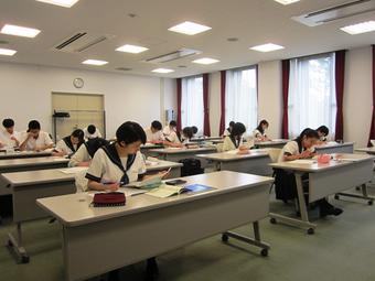 【高校】高校２年生が夏季数学セミナーを行いました