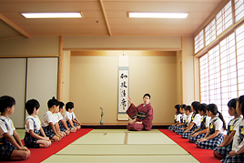 【幼稚園】礼法で作法を学びました