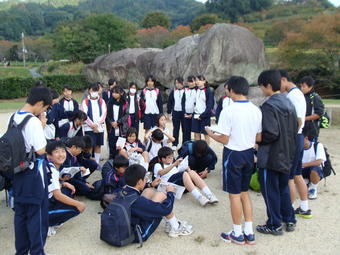 【中学校】中学1年生が社会見学に行きました