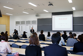 【小学校】秋の体験授業と平成25年度入試報告会を行いました