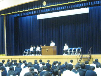 【中学校・高校】生徒会役員選挙が行われ、第５代生徒会役員が決定しました