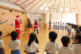 【幼稚園】英語で楽しむクリスマス会を行いました